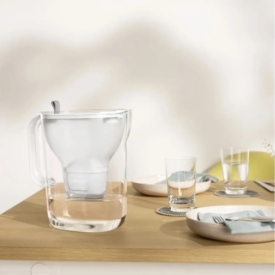 Filtračná kanvica Brita Fill & Enjoy Style XL sivá + 2 ks Filter Logic FL-402H