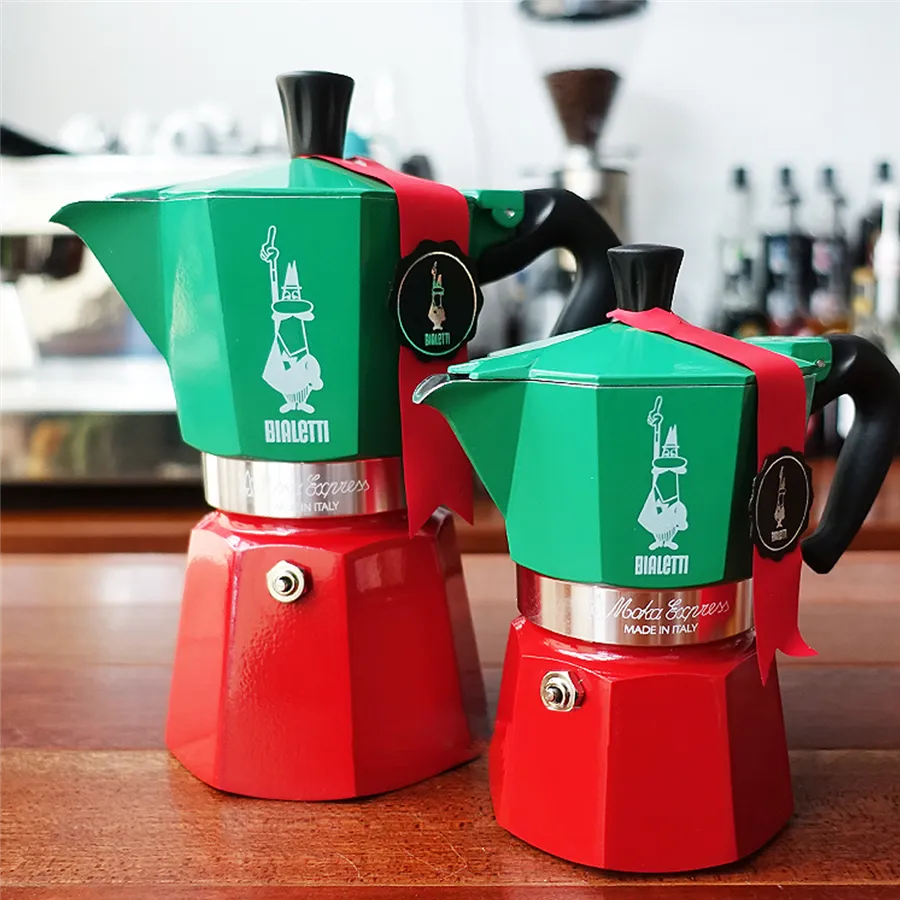 Bialetti Moka Express - moka kanvica 6 šálok Tricolore Italia (5150530)